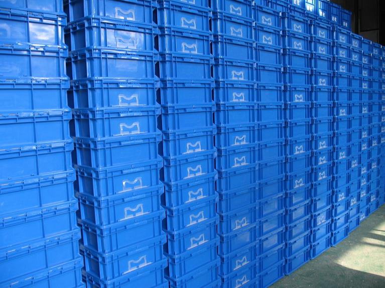 上海藍色物流箱與塑膠箱的產(chǎn)業(yè)鏈解析 從塑料制品到貿(mào)易樞紐